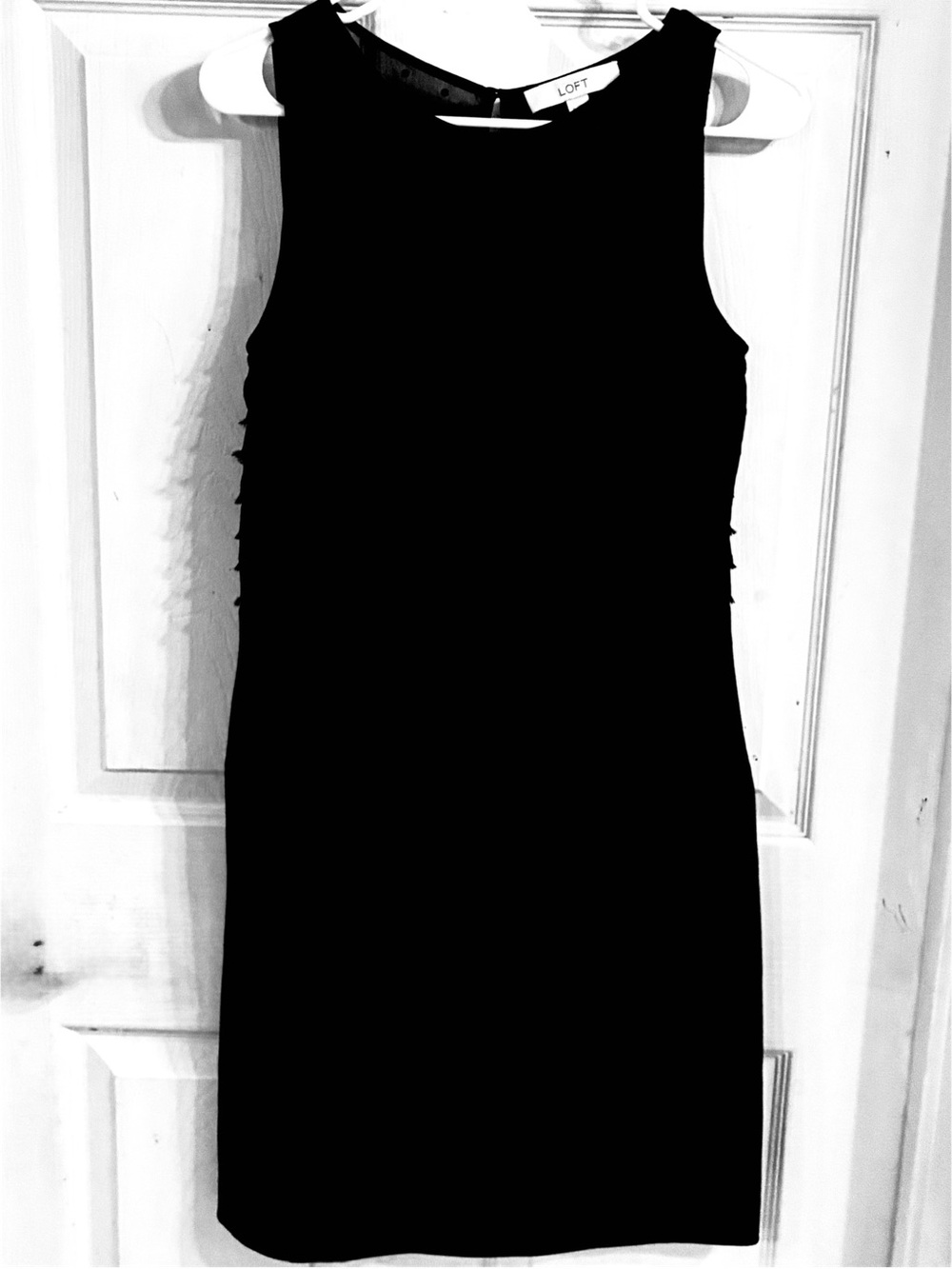 LOFT Woman’s Black layered ruffled detailing polka-dot sleeveless dress, Size: 4